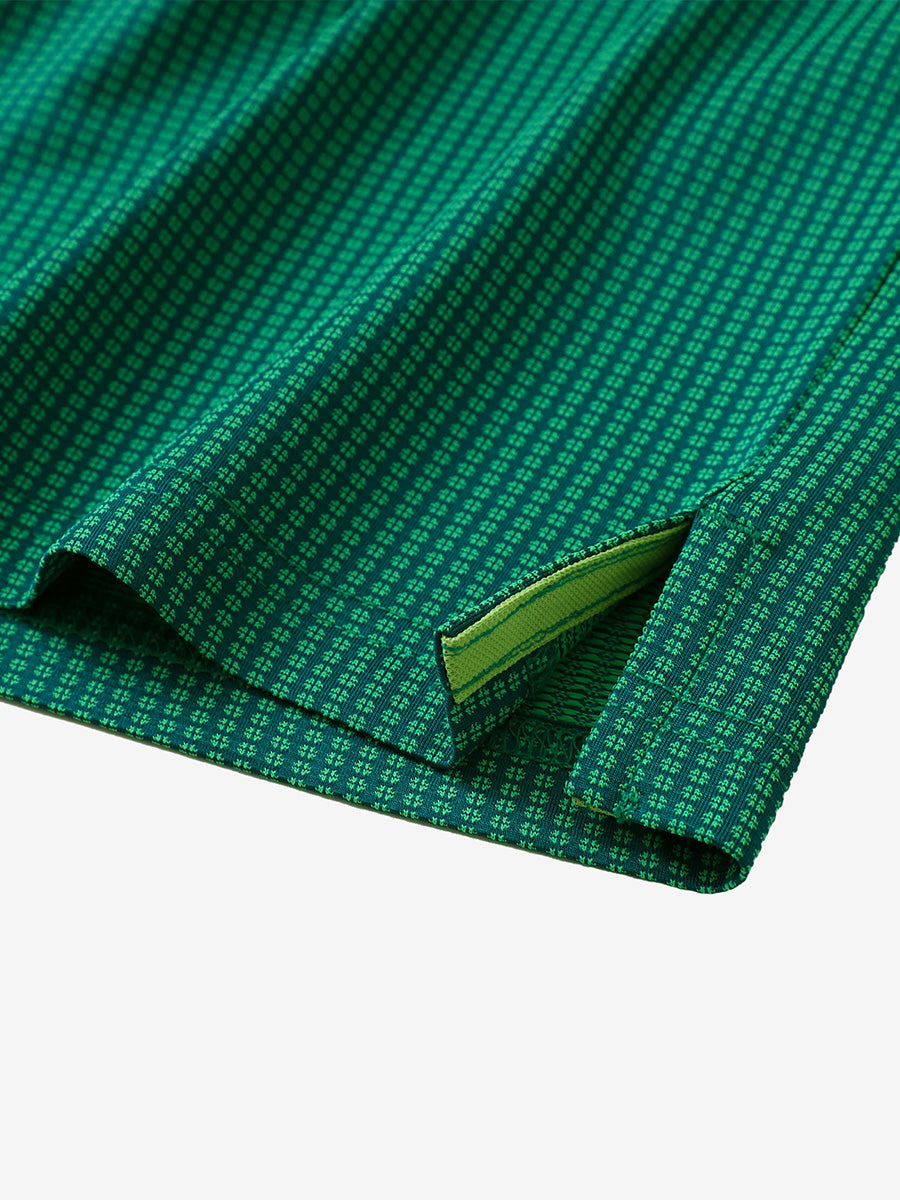GREEN