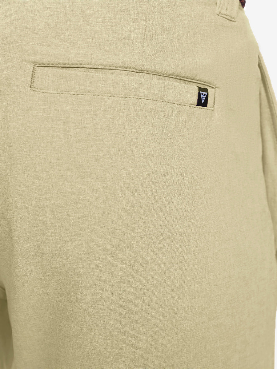 KHAKI 9 Inch Heather Performance Golf Shorts close-up of back right pocket detail